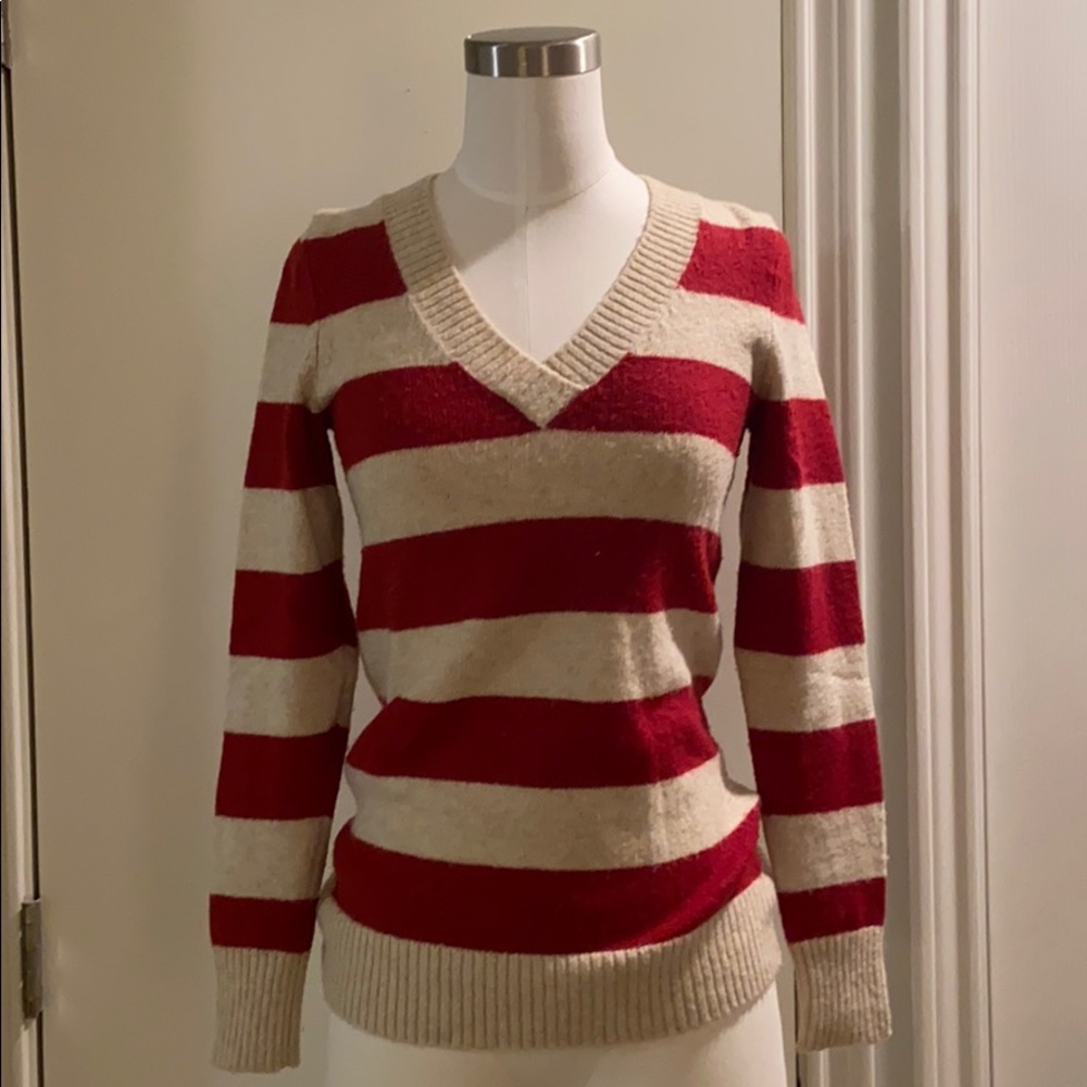 🎉HP🎉 Gap Striped Sweater